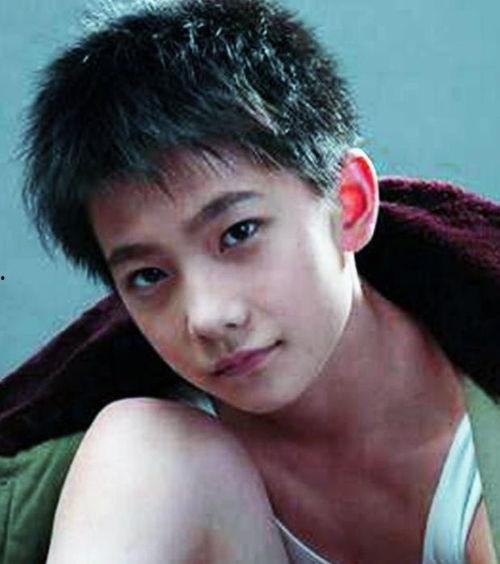 杨洋最新 爆料事件新闻,真相揭秘，娱乐圈风云再起